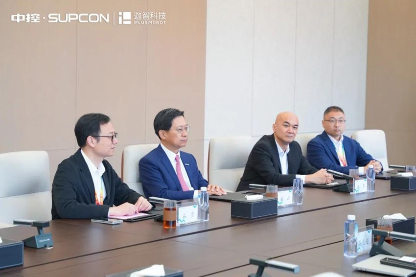 d19646dd609230af4aed8e29f1d0c8b4.jpg d19646dd609230af4aed8e29f1d0c8b4.jpg